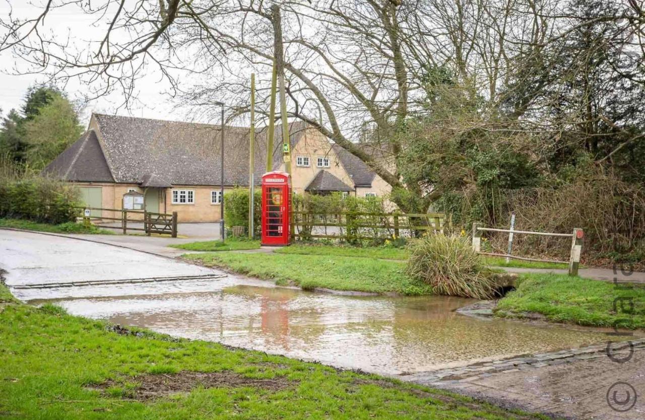 Shenley Broadwell (Cotswold)